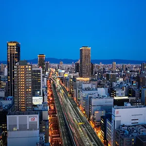 Apa & Midosuji Hommachi Eki Tower 3* 오사카